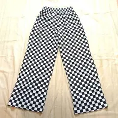 白黒チェック柄カジュアルパンツ