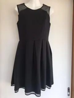 メトリーゼ  黒ワンピース　新品