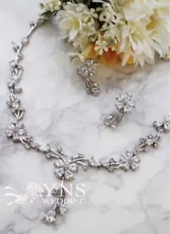 クリスタルフラワー ネックレス イヤリング セット