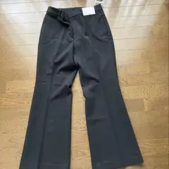 ユニクロ　スマートフレアパンツ