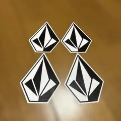 【非売品】Volcom本物ストーンロゴ ステッカー 4枚セットのサムネイル