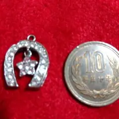 最終お値下げ　ネックレストップ　星型