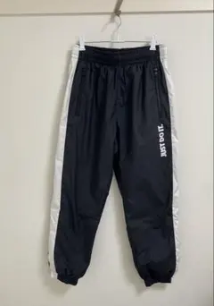 Nike JUST DO IT ジャージーパンツ ブラック/ホワイト　Mサイズ