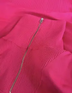 HəRIN.CYE ハーフジップ ニット ピンクのサムネイル