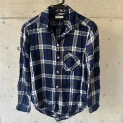 AMERICAN EAGLE OUTFITTERS ボーイフレンドフィットシャツ
