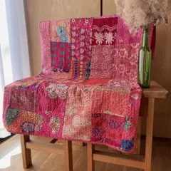 未使用❁小さめ　エンブロイダリー　ピンク　パッチワークカンタキルトマルチカバー