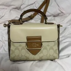 【美品】COACH ショルダーバッグのサムネイル