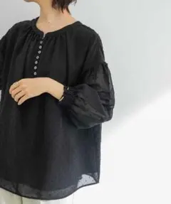 極美品✨定価１.２万❤️　アーバンリサーチ　ドットジャガード前後2WAYブラウス