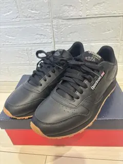超美品✨リーボック　メンズスニーカー　クラッシックレザー　黒 27cm