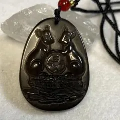 天然石　アイスオブシディアン　鼠　ペンダント　金運アップ　魔除け　パワーストーン