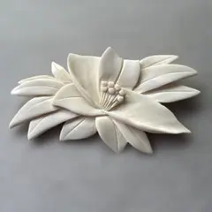 天然素材 花彫刻 百合 蝶 瓢虫 蜗牛 透かし彫り 極細工 置物 骨董品