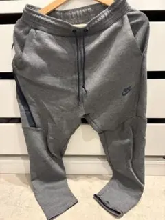 NIKE 初代 Nike Tech Fleece クロップドパンツ　グレー