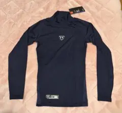 Under Armour ネイビー 長袖アンダーシャツ
