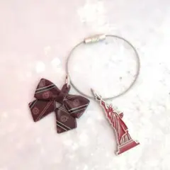 EASTBOYミニ合皮立体キーホルダー＊リボン&女神（ボルドー）