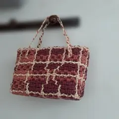 赤系とクリーム色ハンドメイドの かごバッグ