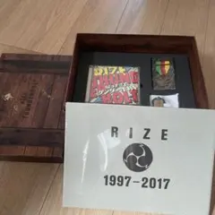 RIZE THUNDERBOLT 1997-2017 限定BOX 2026年最新】rize thunderboltの人気アイテム - メルカリ