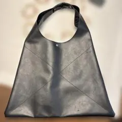 ブラックレザーショルダーバッグ