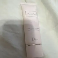 Miss Dior ヴェルヴェティーヌ ハンドクリーム 50ml