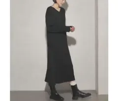 オードリージョンワッド　長袖ワンピース　2way プリーツ　BLACK