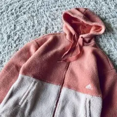 アディダス　フード付アウター