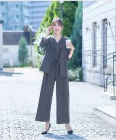 ノーカラージャケット・オールインワンワイドシルエットパンツ