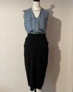 TOGA PULLA トーガプルラ ハイウエストタイトスカート ブラックのサムネイル