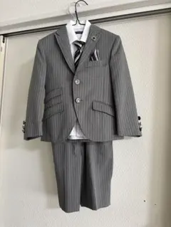 男児フォーマルスーツ 110cm グレー ストライプ