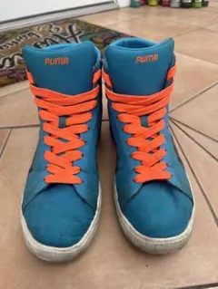 超軽量PUMA ハイカットスニーカー ブルー オレンジのサムネイル