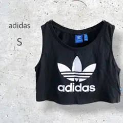 【adidas】　クロップド丈　タンクトップ　ビッグプリント　トレフォイルロゴのサムネイル