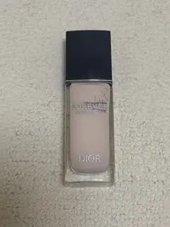 ディオールスキン フォーエヴァー フルイド グロウ 0W