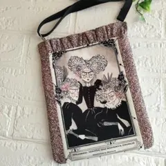 アレキサンダーヘンリー　フリルポシェット