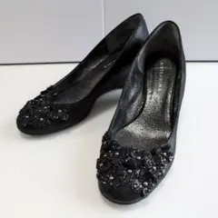 【美品】アテンプリマ フラワーモチーフ パンプス ブラック 24.0cmのサムネイル