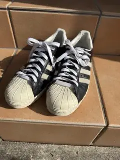 adidas superstar スーパースター 80s レザー　黒　金ベロ