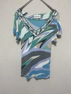 【人気商品】emilio pucci エミリオプッチ　トップス　Sサイズ相当のサムネイル