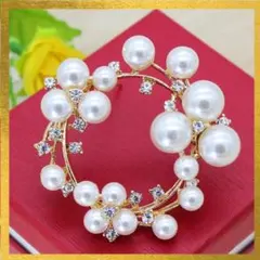 パールサークルブローチ　ゴールド　入学式　卒業式　結婚式　ビジュー　コサージュ