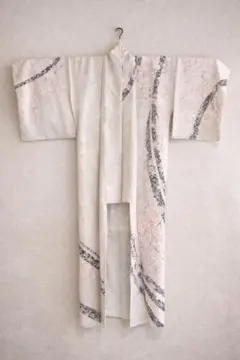 【３月限定値下げ 粋な日本の美スタイル・美品 正絹】桜柄 着物