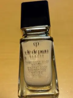 クレドポーボーテファンデーションオークル10