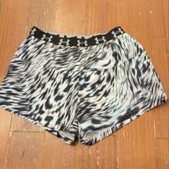アンダーアーマー　ショートパンツ　Lサイズ　美品