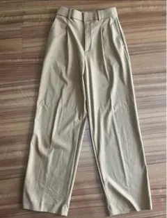 ユニクロ　タックワイドパンツ　丈長め　S
