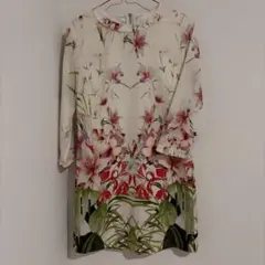 TED BAKER 長袖花柄ミニワンピース