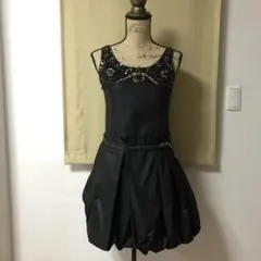 MECCA ノースリーブワンピース　バルーンスカート