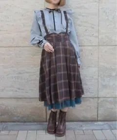 axes femme サス付きレースアップスカート
