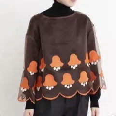 新品✨ peu presプープレ ベルフラワー シアー ブラウスのサムネイル