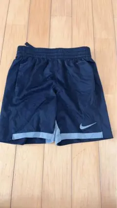 速乾Nike ハーフパンツ 黒/グレー