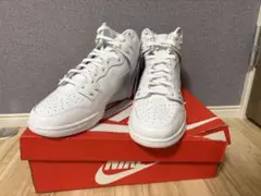 Nike DM607-100 ホワイト ハイカットスニーカー