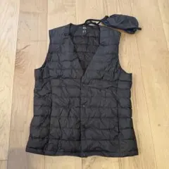 ウルトラライトダウンコンパクトベストSサイズ カーキ色