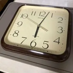 SEIKO レトロな掛時計 クォーツ式