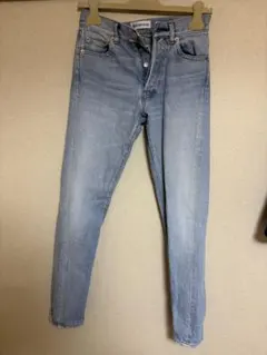 BALENCIAGA ホワイトデニムパンツ 31 - メルカリ