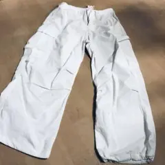 GU ホワイトカーゴパンツ Mサイズ