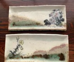 長方形の皿　重厚感があり作家物　陶印は忠 陶器の皿 花と風景 2枚セットのサムネイル